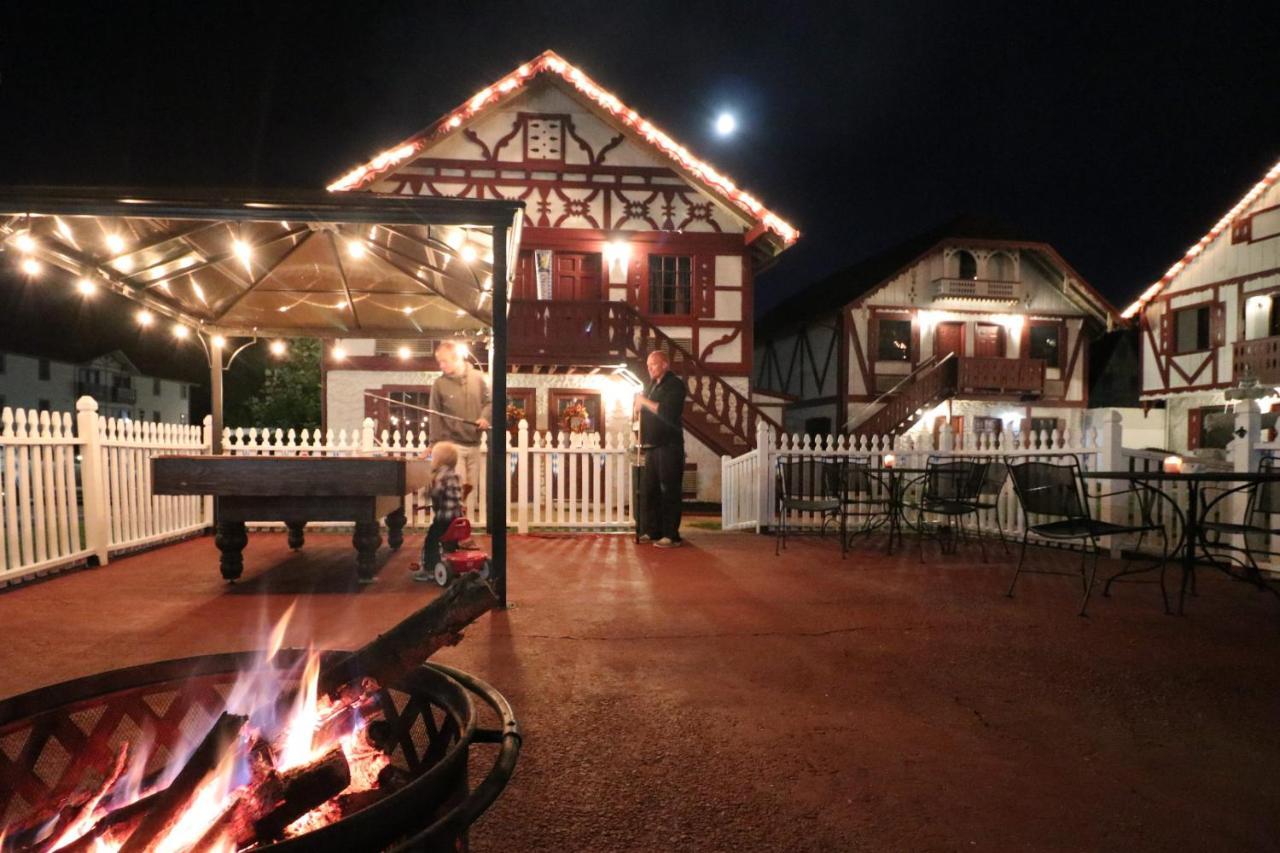 הלן Alpine Village Inn מראה חיצוני תמונה